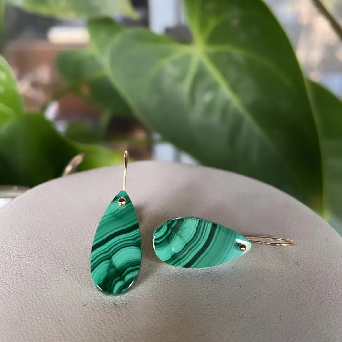 14k Midi Malachite teardrops earrings