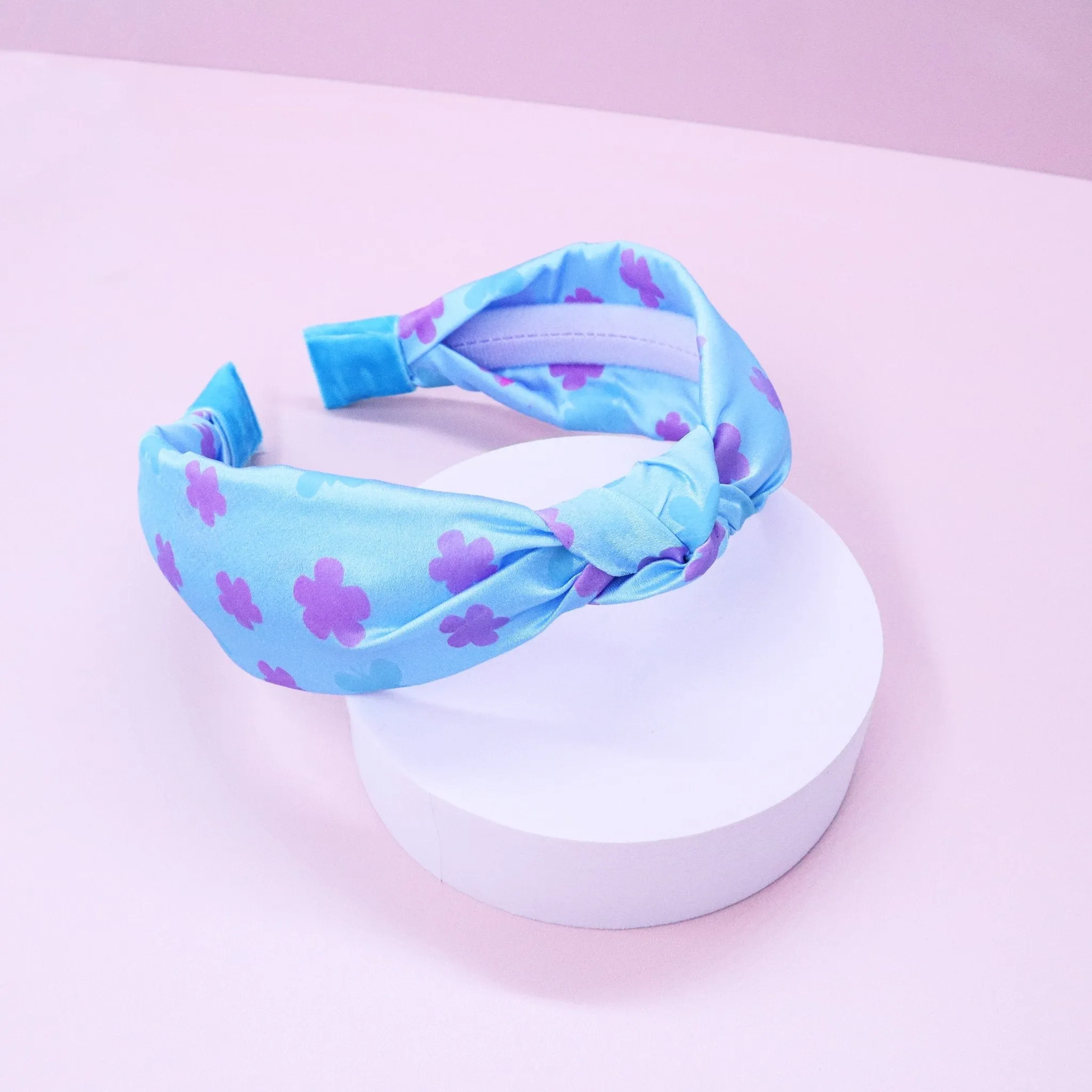 Color-Changing UV Ink Knot Headband