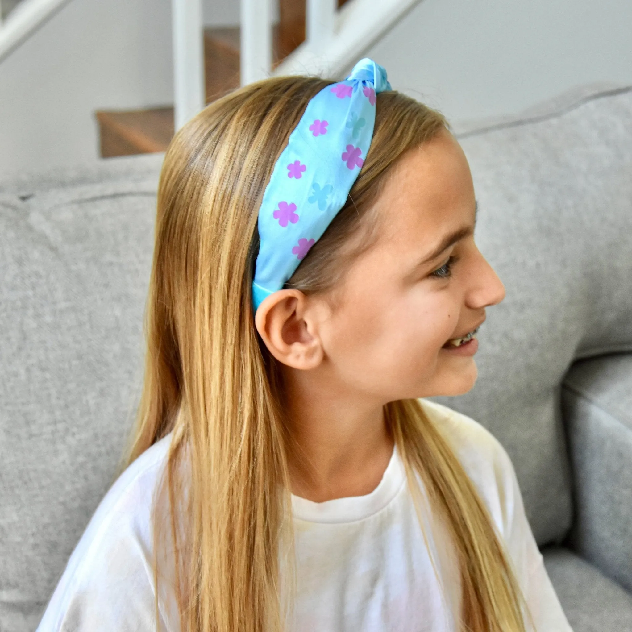 Color-Changing UV Ink Knot Headband