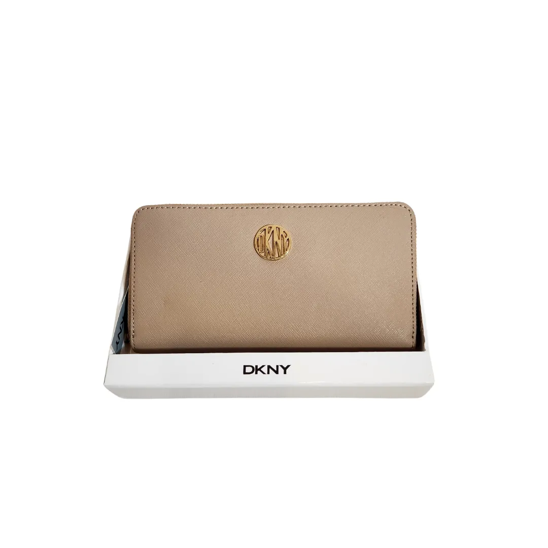 DKNY Bryant Park Camel Saffiano Leather Large Wallet Purse | Brand New |