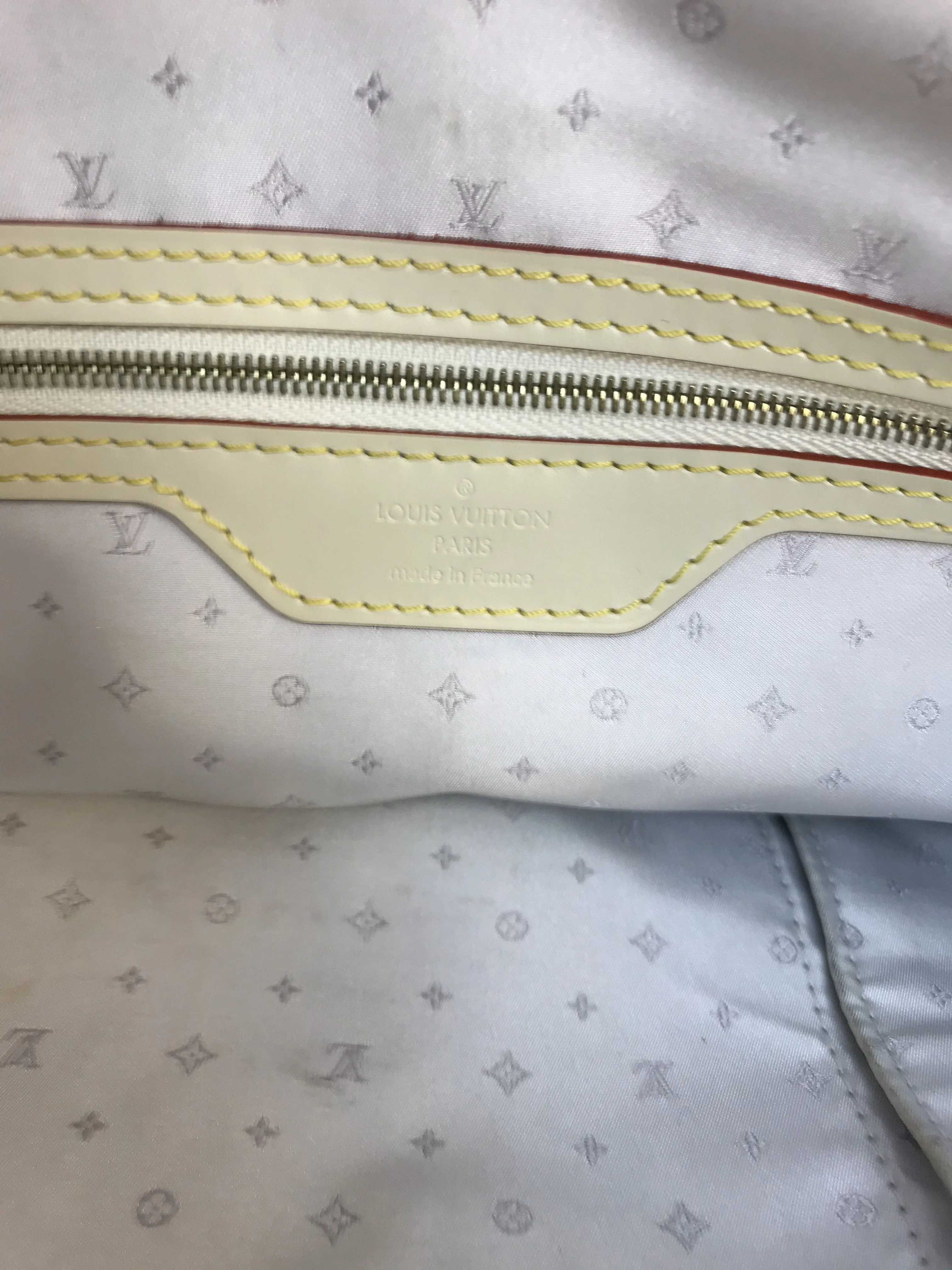 Louis Vuitton Suhali Lockit GM Bag