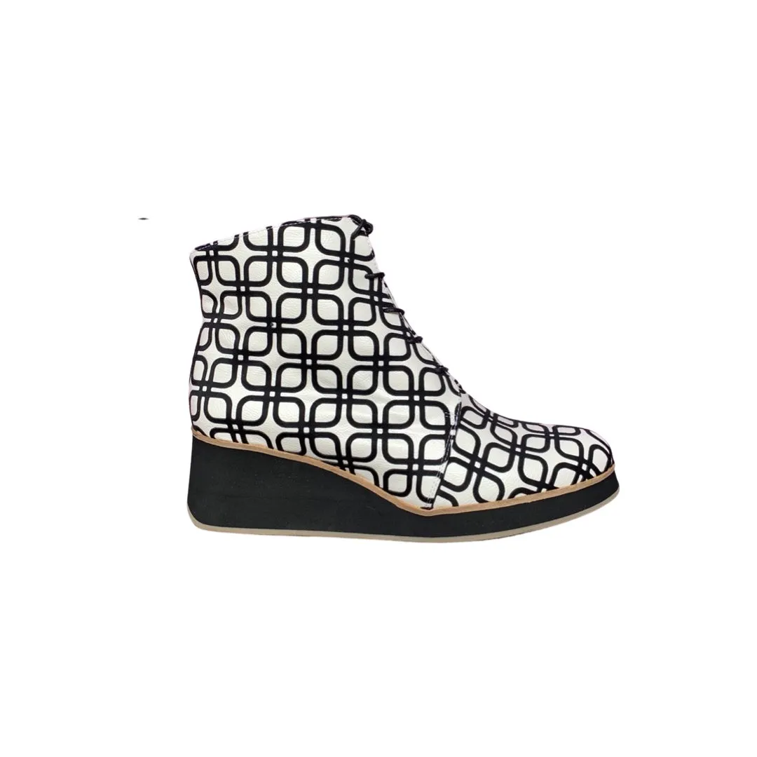 TOUBI Black/White Geo Print Lace Up